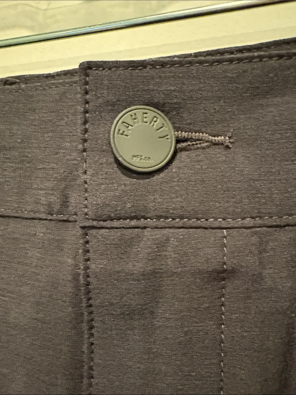 Faherty - All Day Belt Loop Shorts. 9 inch inseam. Dark Gray. Size 38. MSC0012